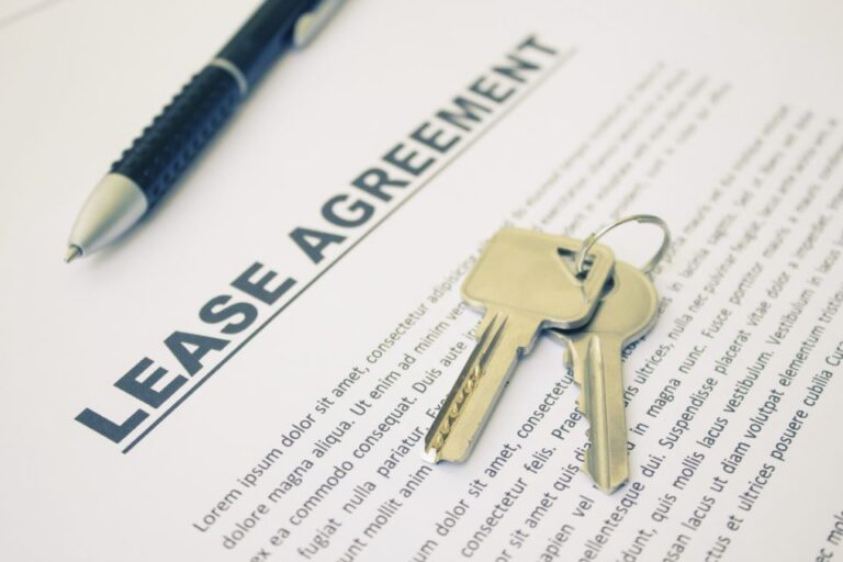 5 questions to ask before signing a lease
